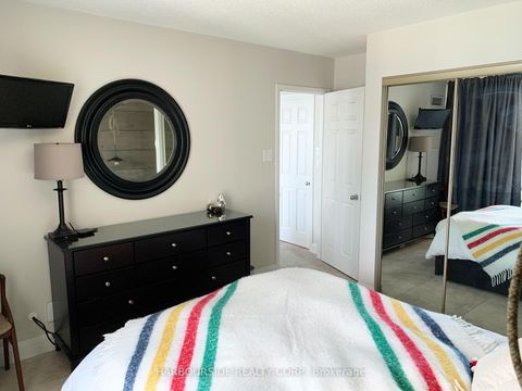 Photo 6 at 2901 - 77 Harbour Square, Waterfront Communities C1, Toronto