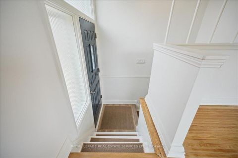 Photo 13 at 10 Mendip Crescent, Dorset Park, Toronto