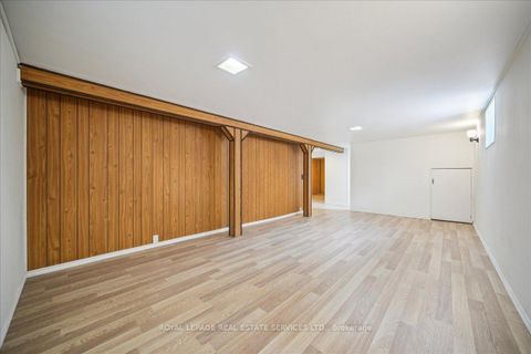 Photo 15 at 10 Mendip Crescent, Dorset Park, Toronto