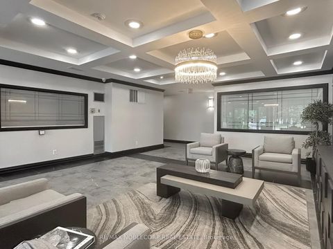 Photo 5 at 312 - 91 Townsgate Drive, Yorkhill, Vaughan