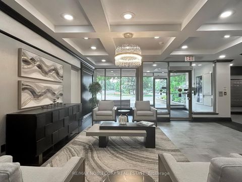 Photo 6 at 312 - 91 Townsgate Drive, Yorkhill, Vaughan