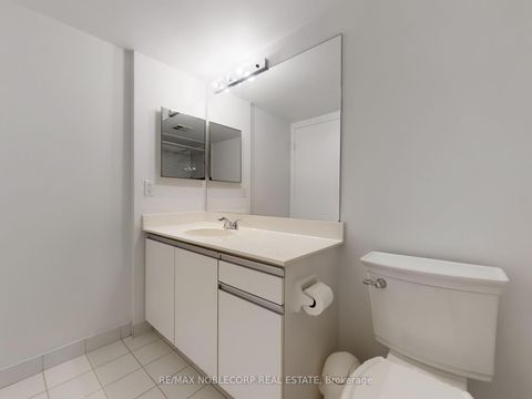 Photo 27 at 312 - 91 Townsgate Drive, Yorkhill, Vaughan