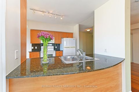 Photo 18 at Suite 1309 - 38 Fontenay Court, Humber Valley, Toronto