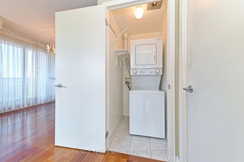 Photo 34 at Suite 1309 - 38 Fontenay Court, Humber Valley, Toronto