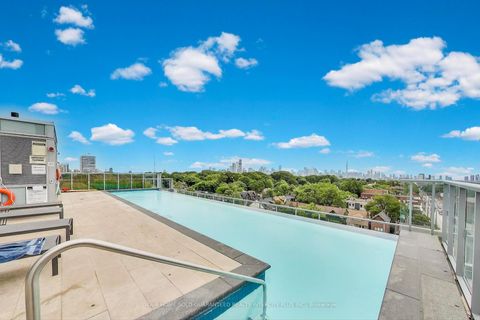 Photo 22 at 325 - 501 St. Clair Avenue W, Casa Loma, Toronto