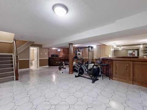 Photo 30 at 236 Russet Way, East Woodbridge, Vaughan