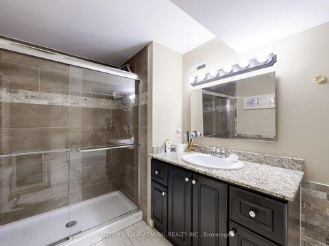 Photo 39 at 236 Russet Way, East Woodbridge, Vaughan