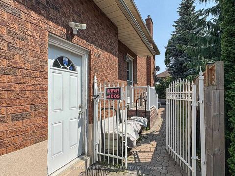 Photo 42 at 236 Russet Way, East Woodbridge, Vaughan