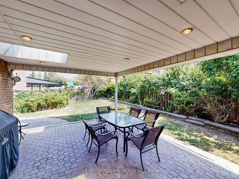 Photo 45 at 236 Russet Way, East Woodbridge, Vaughan