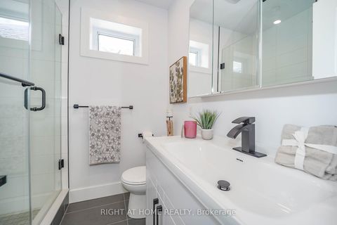 Photo 23 at 1360 Woodbine Avenue, East York, Toronto