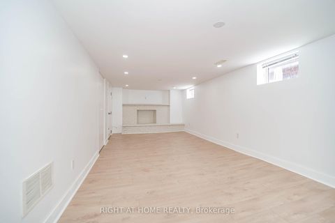 Photo 29 at 1360 Woodbine Avenue, East York, Toronto