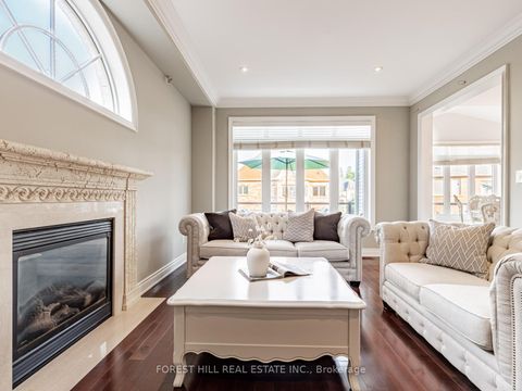 Photo 10 at 8 Sachet Drive, Oak Ridges Lake Wilcox, Richmond Hill