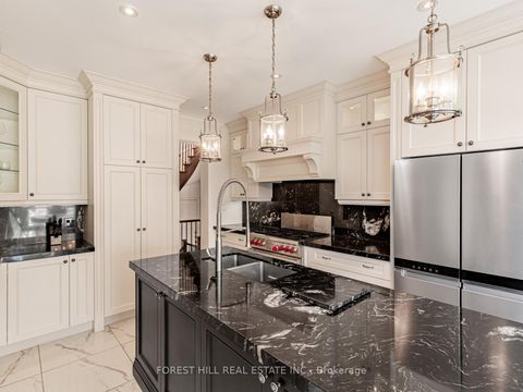 Photo 16 at 8 Sachet Drive, Oak Ridges Lake Wilcox, Richmond Hill