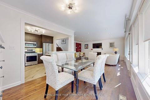 Photo 12 at 118 Betty Ann Drive, Willowdale West, Toronto