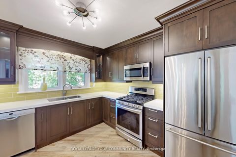 Photo 14 at 118 Betty Ann Drive, Willowdale West, Toronto