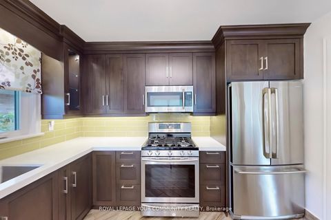 Photo 15 at 118 Betty Ann Drive, Willowdale West, Toronto