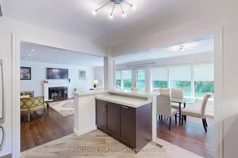 Photo 17 at 118 Betty Ann Drive, Willowdale West, Toronto