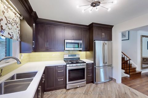 Photo 19 at 118 Betty Ann Drive, Willowdale West, Toronto