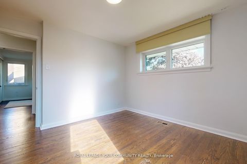 Photo 28 at 118 Betty Ann Drive, Willowdale West, Toronto