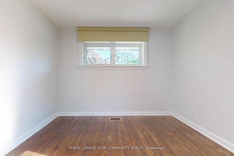 Photo 29 at 118 Betty Ann Drive, Willowdale West, Toronto