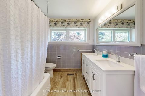 Photo 31 at 118 Betty Ann Drive, Willowdale West, Toronto