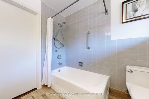 Photo 34 at 118 Betty Ann Drive, Willowdale West, Toronto
