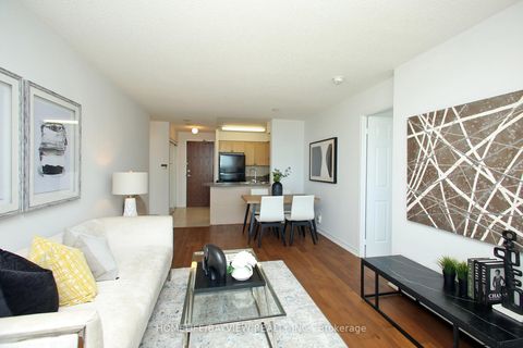 Photo 2 at PH12 - 23 Oneida Crescent, Langstaff, Richmond Hill