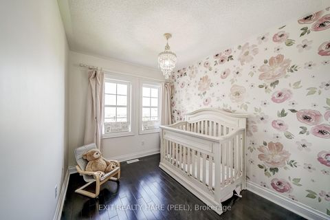Photo 34 at 41 Poetry Drive, Vellore Village, Vaughan