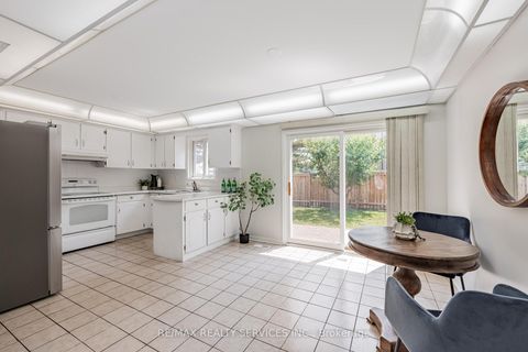 Photo 8 at 9 Garview Court, The Westway, Toronto