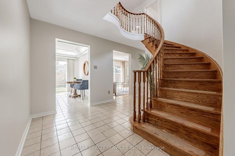Photo 13 at 9 Garview Court, The Westway, Toronto