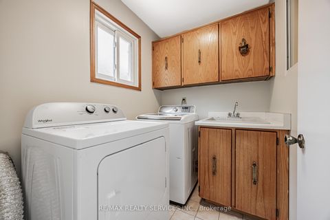 Photo 18 at 9 Garview Court, The Westway, Toronto