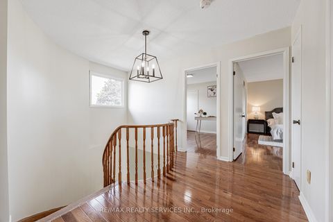 Photo 19 at 9 Garview Court, The Westway, Toronto