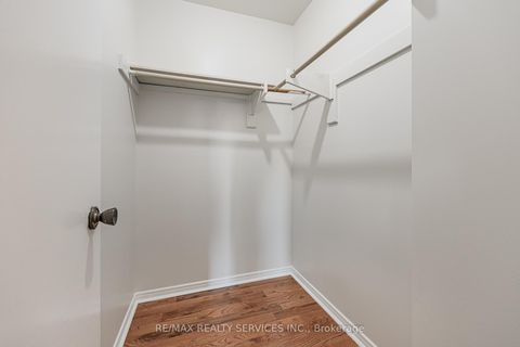 Photo 22 at 9 Garview Court, The Westway, Toronto