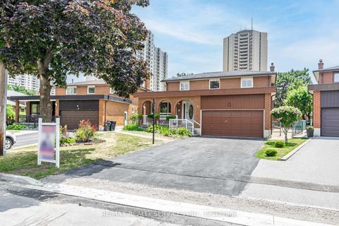 Photo 33 at 9 Garview Court, The Westway, Toronto