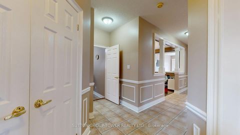 Photo 4 at 475 Sonoma Boulevard, Sonoma Heights, Vaughan
