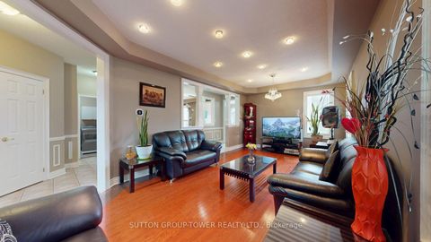 Photo 5 at 475 Sonoma Boulevard, Sonoma Heights, Vaughan