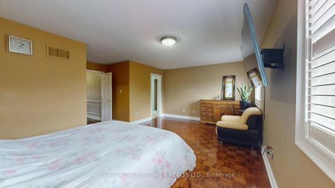 Photo 23 at 475 Sonoma Boulevard, Sonoma Heights, Vaughan