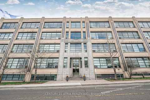 Photo 1 at 318 - 1001 Roselawn Avenue, Belgravia, Toronto