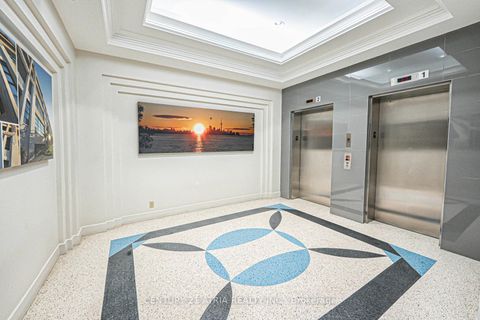 Photo 4 at 318 - 1001 Roselawn Avenue, Belgravia, Toronto