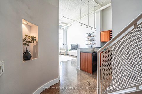 Photo 7 at 318 - 1001 Roselawn Avenue, Belgravia, Toronto