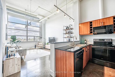 Photo 8 at 318 - 1001 Roselawn Avenue, Belgravia, Toronto