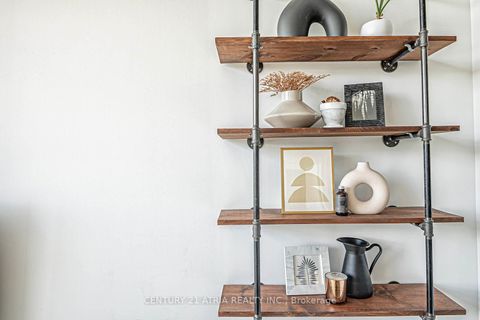 Photo 13 at 318 - 1001 Roselawn Avenue, Belgravia, Toronto
