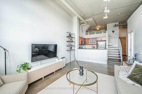 Photo 15 at 318 - 1001 Roselawn Avenue, Belgravia, Toronto