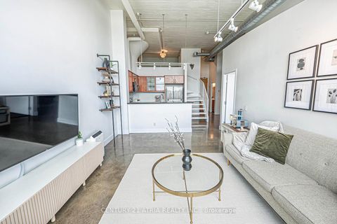 Photo 16 at 318 - 1001 Roselawn Avenue, Belgravia, Toronto