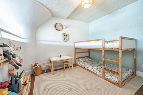 Photo 32 at 318 - 1001 Roselawn Avenue, Belgravia, Toronto