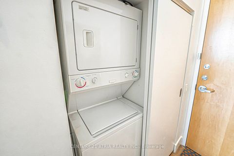 Photo 38 at 318 - 1001 Roselawn Avenue, Belgravia, Toronto