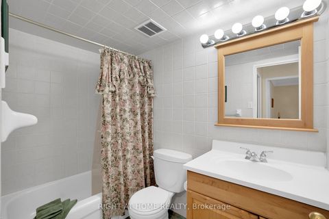 Photo 10 at 2101 - 360 Ridelle Avenue, Belgravia, Toronto