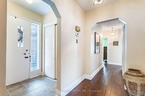 Photo 11 at 11 Velma Drive, Queensway, Toronto