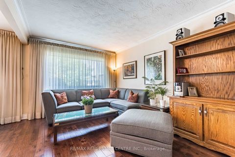 Photo 12 at 11 Velma Drive, Queensway, Toronto