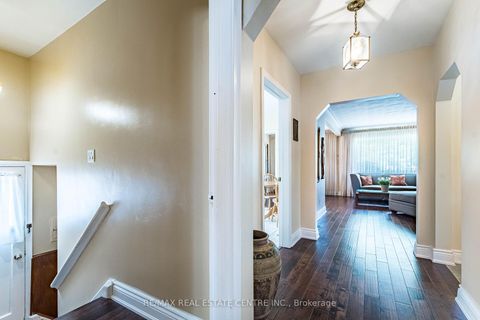 Photo 31 at 11 Velma Drive, Queensway, Toronto